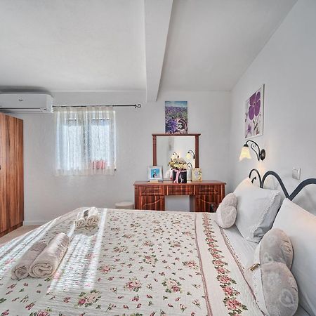 Villa Antea Kaštela Exteriör bild
